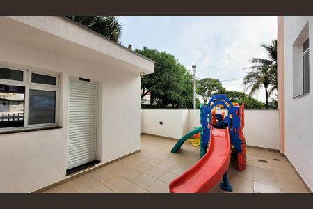 Apartamento à venda com 66m², 2 quartos e 2 vagas Apartamento à venda com 66m², 2 quartos e 2 vagasÁrea comum - Playground