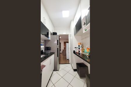 Apartamento à venda com 66m², 2 quartos e 2 vagas Apartamento à venda com 66m², 2 quartos e 2 vagasCozinha