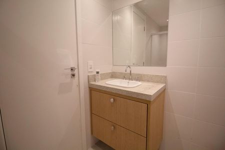 Studio para alugar com 33m², 1 quarto e sem vaga Studio para alugar com 33m², 1 quarto e sem vagaBanheiro