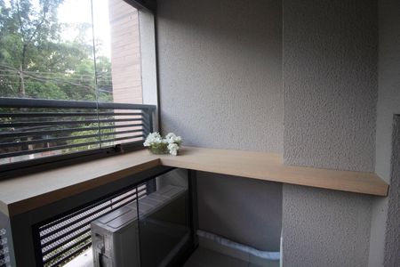 Studio para alugar com 33m², 1 quarto e sem vaga Studio para alugar com 33m², 1 quarto e sem vagaSacada