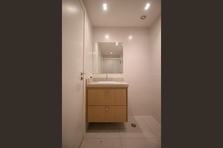 Studio para alugar com 33m², 1 quarto e sem vaga Studio para alugar com 33m², 1 quarto e sem vagaBanheiro