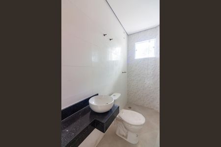 Casa à venda com 73m², 2 quartos e 1 vaga Casa à venda com 73m², 2 quartos e 1 vagaBanheiro da Suíte 1