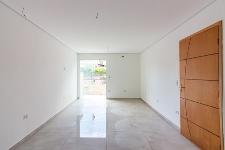 Casa à venda com 73m², 2 quartos e 1 vaga Casa à venda com 73m², 2 quartos e 1 vagaSala