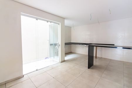 Casa à venda com 73m², 2 quartos e 1 vaga Casa à venda com 73m², 2 quartos e 1 vagaCozinha