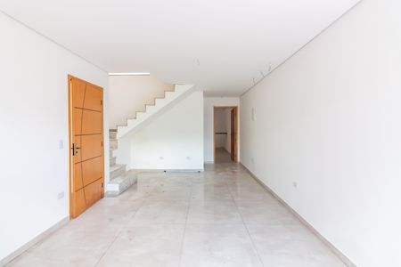 Casa à venda com 73m², 2 quartos e 1 vaga Casa à venda com 73m², 2 quartos e 1 vagaSala