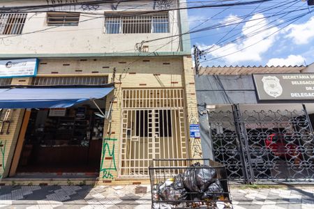 Apartamento à venda com 101m², 3 quartos e 1 vaga Apartamento à venda com 101m², 3 quartos e 1 vagaFachada/Placa