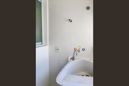 Apartamento à venda com 58m², 2 quartos e 1 vaga Apartamento à venda com 58m², 2 quartos e 1 vagaÁrea de Serviço