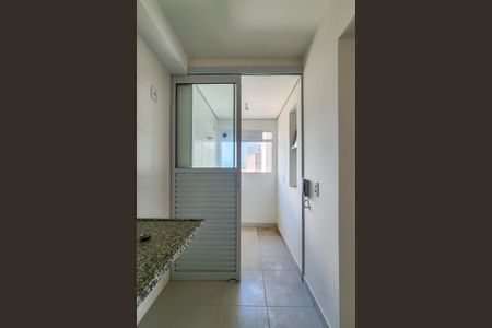 Apartamento à venda com 58m², 2 quartos e 1 vaga Apartamento à venda com 58m², 2 quartos e 1 vagaÁrea de Serviço