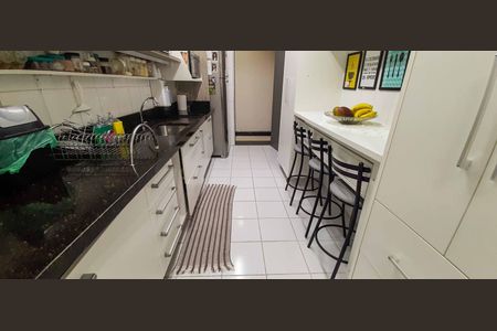 Apartamento à venda com 76m², 3 quartos e 2 vagas Apartamento à venda com 76m², 3 quartos e 2 vagasCozinha