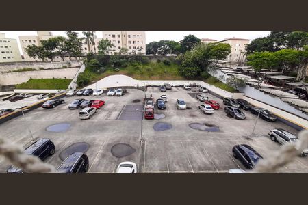 Apartamento à venda com 76m², 3 quartos e 2 vagas Apartamento à venda com 76m², 3 quartos e 2 vagasVista do Quarto 2