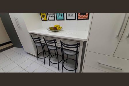 Apartamento à venda com 76m², 3 quartos e 2 vagas Apartamento à venda com 76m², 3 quartos e 2 vagasCozinha