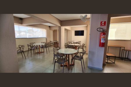 Apartamento à venda com 76m², 3 quartos e 2 vagas Apartamento à venda com 76m², 3 quartos e 2 vagasÁrea comum - Salão de festas