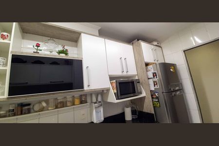 Apartamento à venda com 76m², 3 quartos e 2 vagas Apartamento à venda com 76m², 3 quartos e 2 vagasCozinha