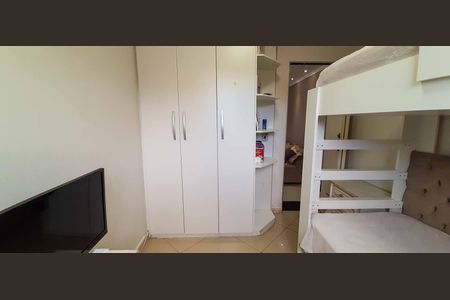 Apartamento à venda com 76m², 3 quartos e 2 vagas Apartamento à venda com 76m², 3 quartos e 2 vagasQuarto 2