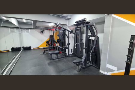 Apartamento à venda com 76m², 3 quartos e 2 vagas Apartamento à venda com 76m², 3 quartos e 2 vagasÁrea comum - Academia