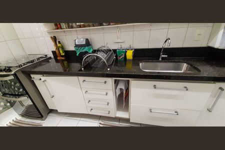 Apartamento à venda com 76m², 3 quartos e 2 vagas Apartamento à venda com 76m², 3 quartos e 2 vagasCozinha