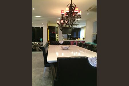 Apartamento à venda com 367m², 4 quartos e 5 vagas