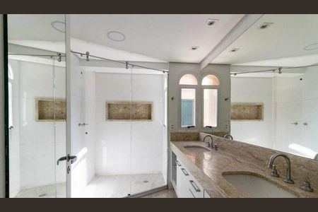 Apartamento à venda com 210m², 3 quartos e 4 vagas