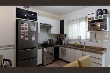 Casa de condomínio à venda com 60m², 2 quartos e 1 vaga Casa de condomínio à venda com 60m², 2 quartos e 1 vagaCozinha