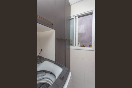 Apartamento à venda com 39m², 2 quartos e 1 vaga Apartamento à venda com 39m², 2 quartos e 1 vagaÁrea de serviço