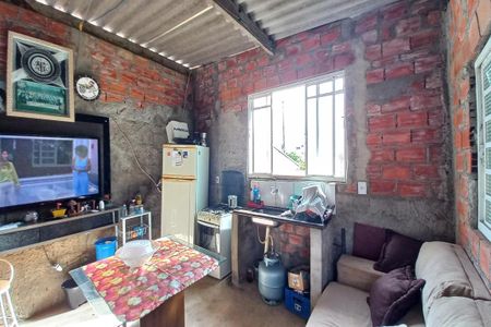 Casa à venda com 312m², 2 quartos e 4 vagas Casa à venda com 312m², 2 quartos e 4 vagasedícula