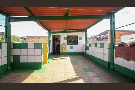 Casa à venda com 300m², 4 quartos e 2 vagas Casa à venda com 300m², 4 quartos e 2 vagasÁrea Externa