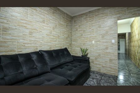 Casa à venda com 300m², 4 quartos e 2 vagas Casa à venda com 300m², 4 quartos e 2 vagasSala ( Casa 1)