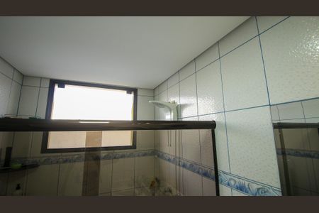 Casa à venda com 300m², 4 quartos e 2 vagas Casa à venda com 300m², 4 quartos e 2 vagasBanheiro ( Casa 2)