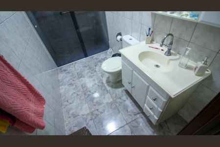 Casa à venda com 300m², 4 quartos e 2 vagas Casa à venda com 300m², 4 quartos e 2 vagasBanheiro ( Casa 1)