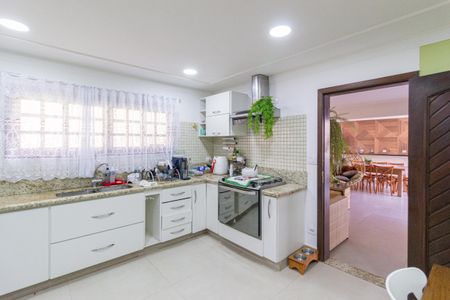 Casa à venda com 245m², 3 quartos e 5 vagas Casa à venda com 245m², 3 quartos e 5 vagasBanheiro