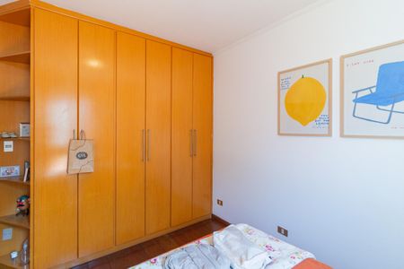 Casa à venda com 245m², 3 quartos e 5 vagas Casa à venda com 245m², 3 quartos e 5 vagasQuarto 2