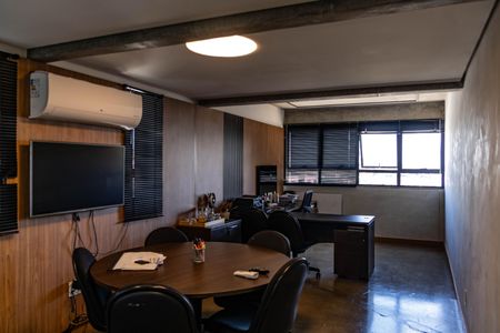 Apartamento à venda com 90m², 1 quarto e 1 vaga Apartamento à venda com 90m², 1 quarto e 1 vagaSala