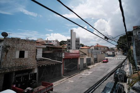 Casa à venda com 170m², 2 quartos e 2 vagas Casa à venda com 170m², 2 quartos e 2 vagasVaranda