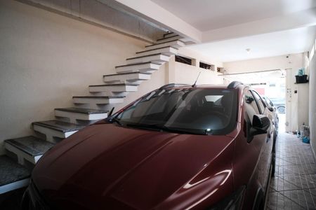 Casa à venda com 170m², 2 quartos e 2 vagas Casa à venda com 170m², 2 quartos e 2 vagasGaragem