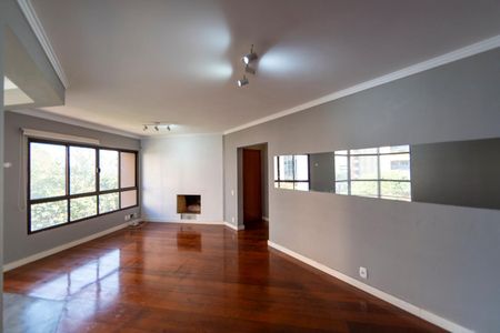 Apartamento para alugar com 130m², 3 quartos e 2 vagas Apartamento para alugar com 130m², 3 quartos e 2 vagasSala