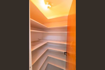 Apartamento para alugar com 130m², 3 quartos e 2 vagas Apartamento para alugar com 130m², 3 quartos e 2 vagasDeposito