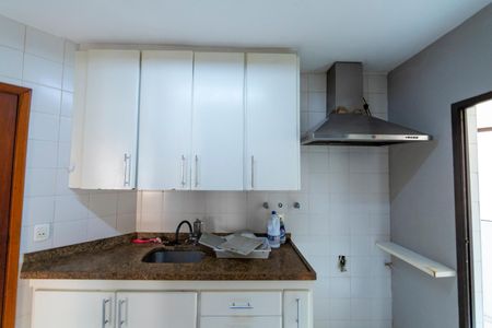 Apartamento para alugar com 130m², 3 quartos e 2 vagas Apartamento para alugar com 130m², 3 quartos e 2 vagasCozinha