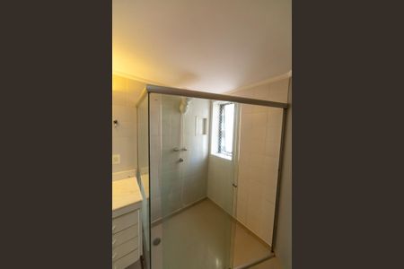 Apartamento para alugar com 130m², 3 quartos e 2 vagas Apartamento para alugar com 130m², 3 quartos e 2 vagasBanheiro da Suíte