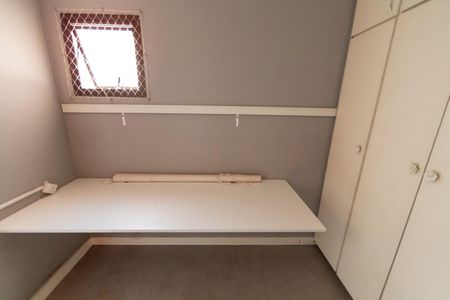 Apartamento para alugar com 130m², 3 quartos e 2 vagas Apartamento para alugar com 130m², 3 quartos e 2 vagasQuarto de Serviço