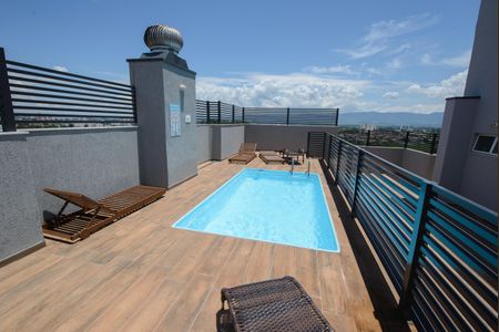 Apartamento para alugar com 75m², 2 quartos e 1 vaga Apartamento para alugar com 75m², 2 quartos e 1 vagaÁrea comum - Piscina