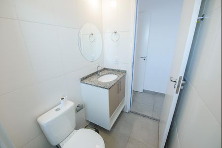 Apartamento para alugar com 75m², 2 quartos e 1 vaga Apartamento para alugar com 75m², 2 quartos e 1 vagaBanheiro da Suíte