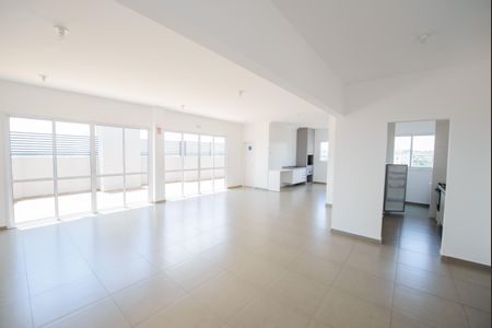 Apartamento para alugar com 75m², 2 quartos e 1 vaga Apartamento para alugar com 75m², 2 quartos e 1 vagaÁrea comum - Salão de festas