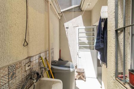 Casa de condomínio à venda com 38m², 1 quarto e 1 vaga Casa de condomínio à venda com 38m², 1 quarto e 1 vagaÁrea de Serviço