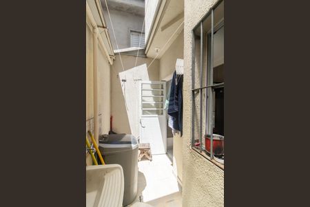 Casa de condomínio à venda com 38m², 1 quarto e 1 vaga Casa de condomínio à venda com 38m², 1 quarto e 1 vagaÁrea de Serviço