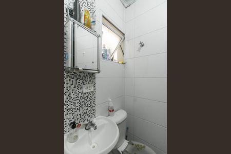 Casa de condomínio à venda com 38m², 1 quarto e 1 vaga Casa de condomínio à venda com 38m², 1 quarto e 1 vagaBanheiro