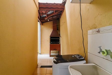 Casa para alugar com 125m², 3 quartos e 3 vagas Casa para alugar com 125m², 3 quartos e 3 vagasLavanderia