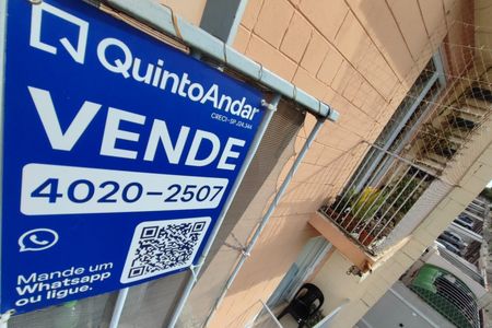 Apartamento à venda com 60m², 2 quartos e 2 vagas Apartamento à venda com 60m², 2 quartos e 2 vagasPlaca