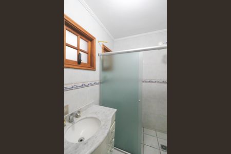 Casa à venda com 253m², 8 quartos e 5 vagas Casa à venda com 253m², 8 quartos e 5 vagasBanheiro 2