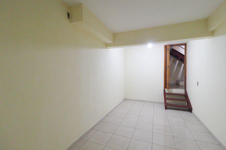 Casa à venda com 253m², 8 quartos e 5 vagas Casa à venda com 253m², 8 quartos e 5 vagasQuarto 4