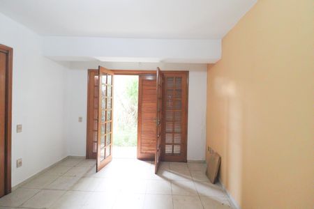 Casa à venda com 253m², 8 quartos e 5 vagas Casa à venda com 253m², 8 quartos e 5 vagasÁrea comum - Salão de festas